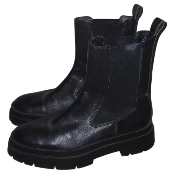 Zara Shoes - Zara Black Leather Chelsea Boots